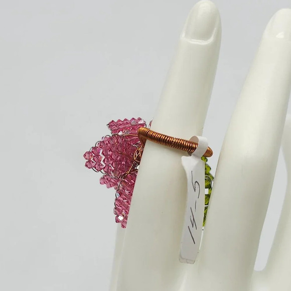 MINDY LAM Pink Green Swarovski Beaded Flower HTF Retired Ring Size 5 - Picture 2 of 5